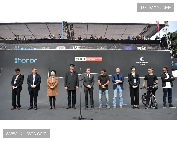 成都极限运动队与广州极限运动队赛后复盘分析比赛节奏与战术对比